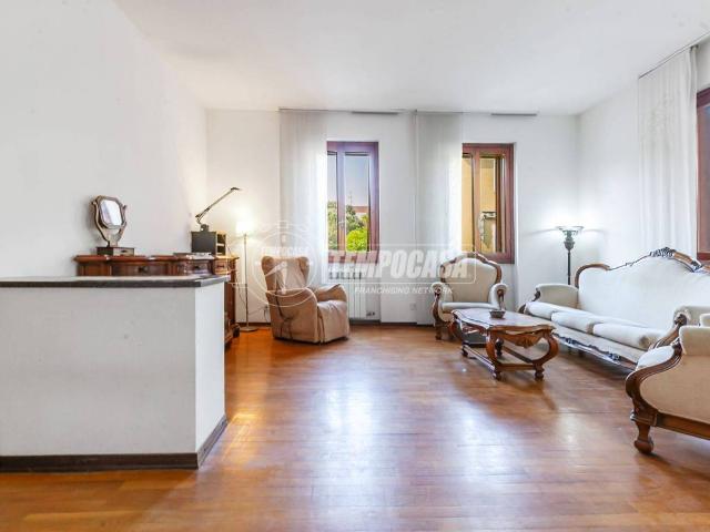 Appartamento in vendita a Cormano MI