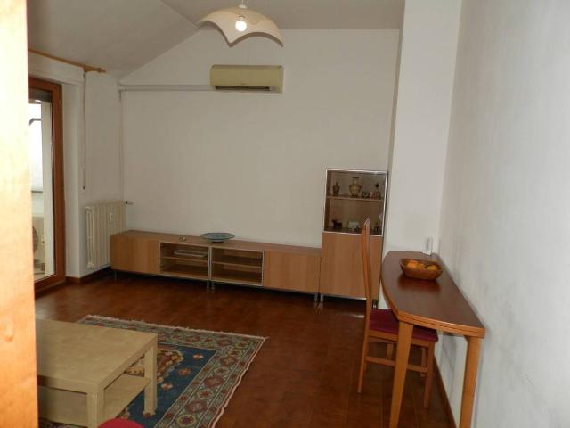 Appartamento in vendita a Cormano MI