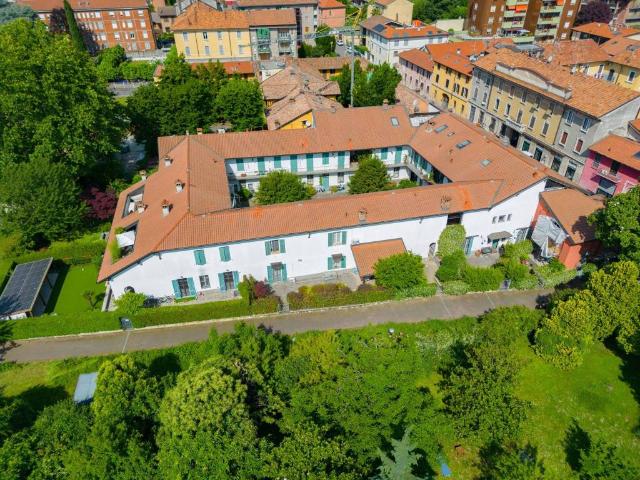 Appartamento in vendita a Cormano MI