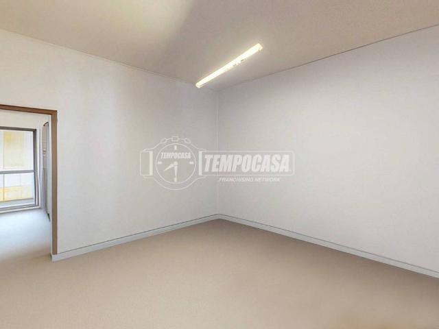 Appartamento in vendita a Cormano MI