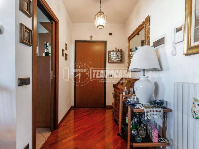Appartamento in vendita a Cormano MI
