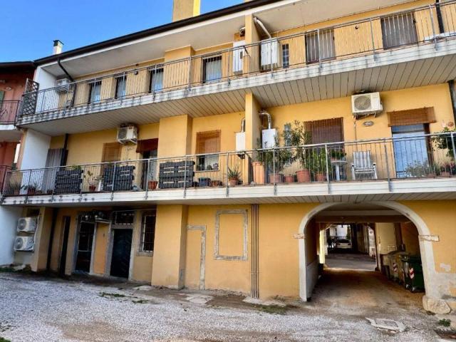 Appartamento in vendita a Cormons GO