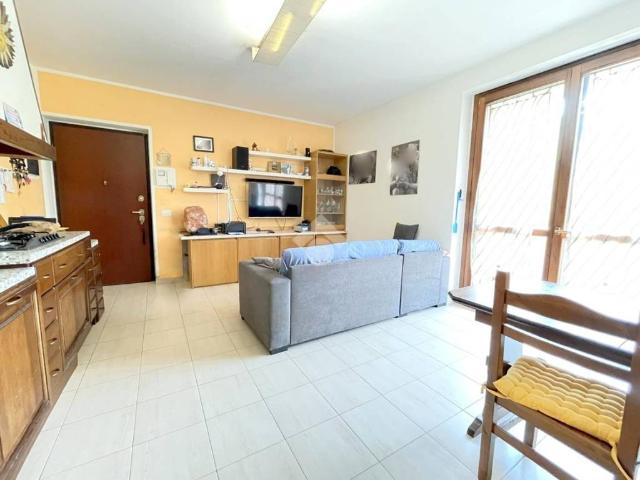 Appartamento in vendita a Cornaredo MI
