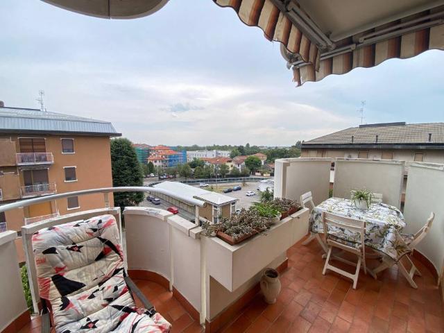 Appartamento in vendita a Cornaredo MI