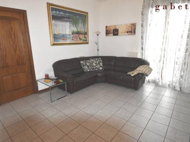 Appartamento in vendita a Cornaredo MI