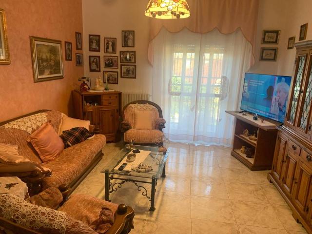 Appartamento in vendita a Cornaredo MI