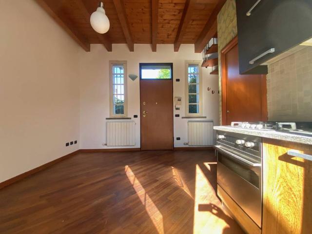 Appartamento in vendita a Cornaredo MI