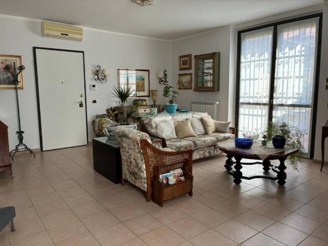 Appartamento in vendita a Corbetta MI
