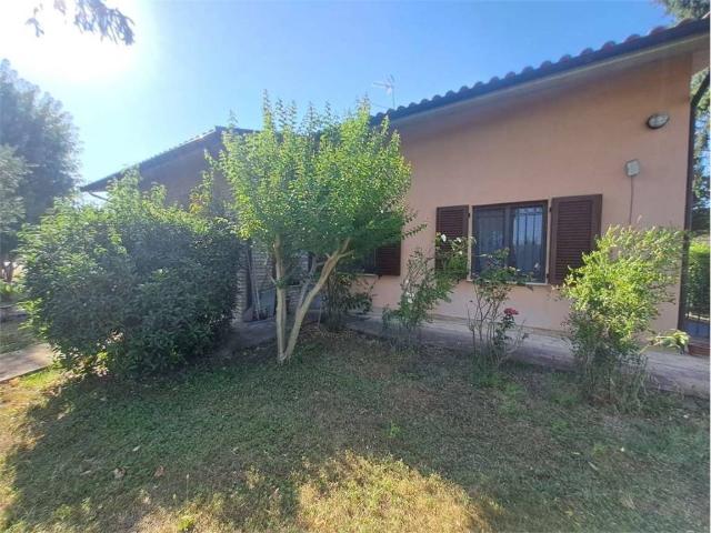 Casa indipendente in vendita a Corciano PG