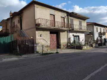 Appartamento in vendita a Cori LT