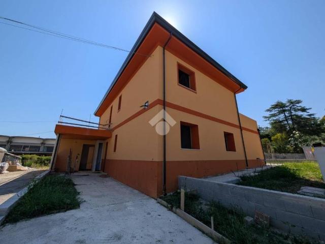 Appartamento in vendita a Coriano RN
