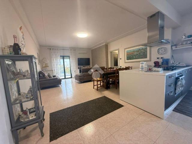 Appartamento in vendita a Corigliano Rossano CS