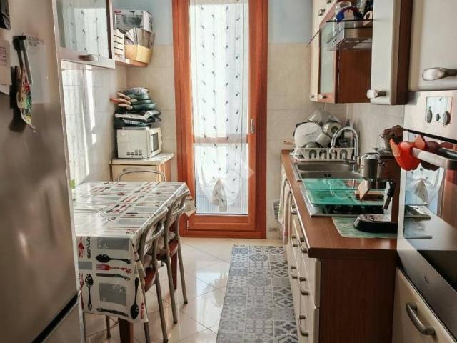 Appartamento in vendita a Corsico MI