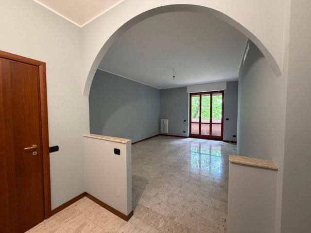 Appartamento in vendita a Corsico MI