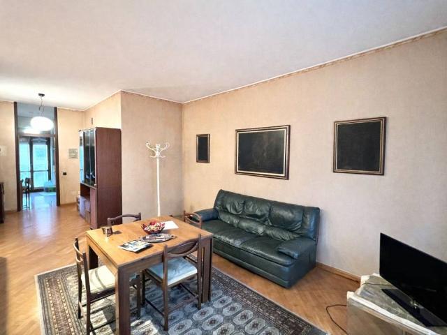 Appartamento in vendita a Corsico MI