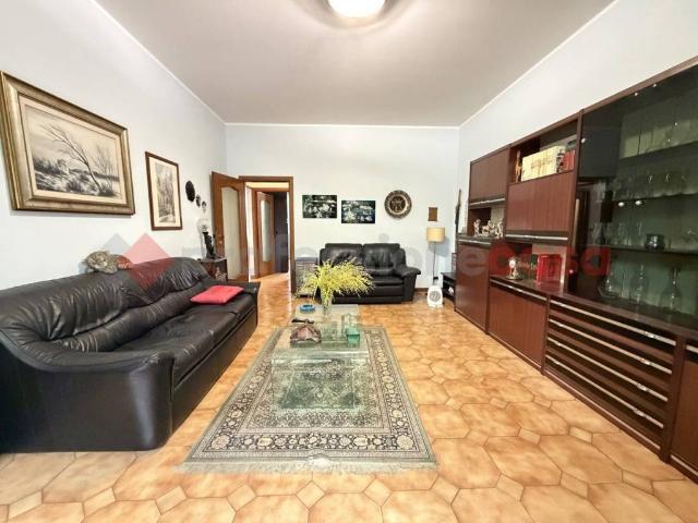 Appartamento in vendita a Corsico MI