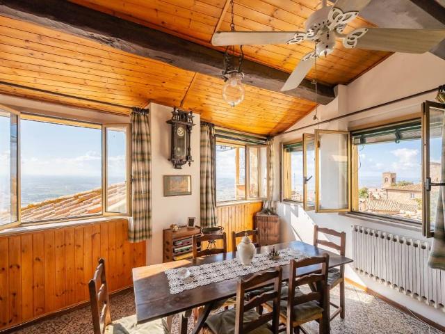 Appartamento in vendita a Cortona AR
