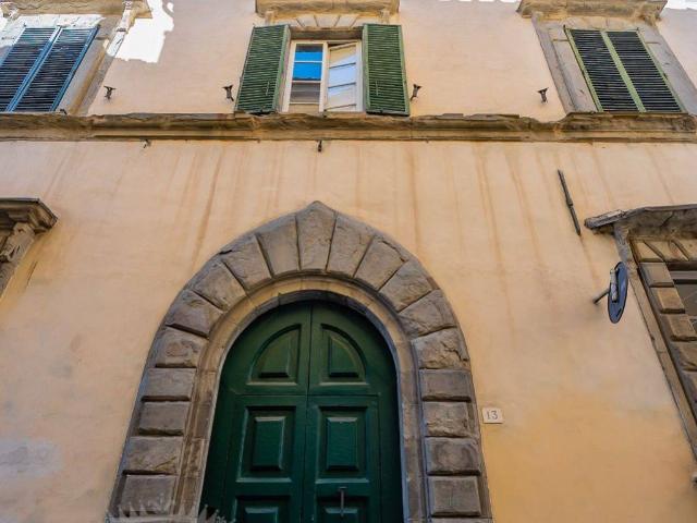 Appartamento in vendita a Cortona AR