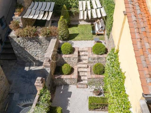 Appartamento in vendita a Cortona via Santa Margherita, 11