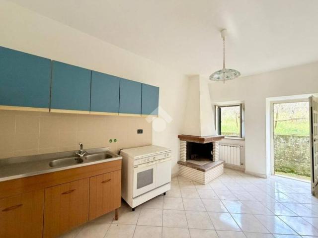 Appartamento in vendita a Cottanello RI