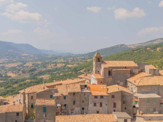 Appartamento in vendita a Cottanello RI