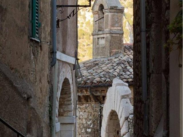 Appartamento in vendita a Cottanello RI