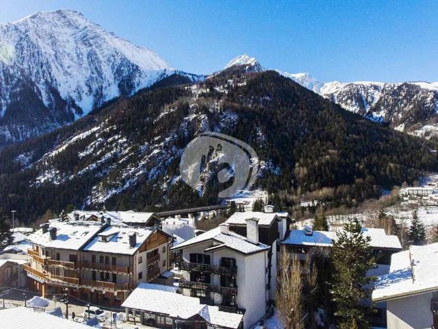 Appartamento in vendita a Courmayeur
