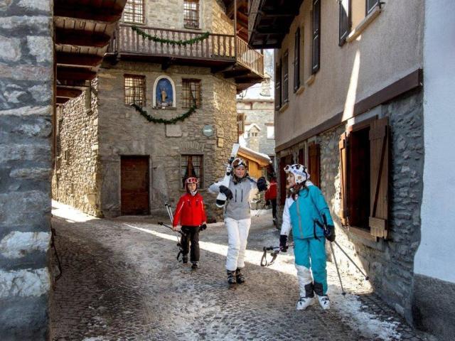 Appartamento in vendita a Courmayeur AO