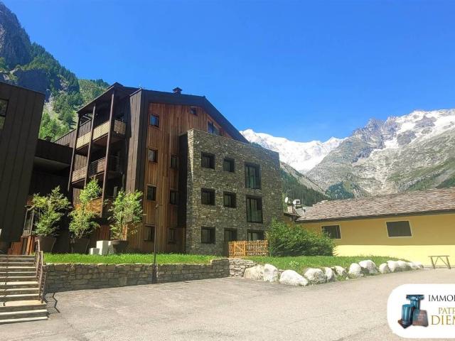 Appartamento in vendita a Courmayeur AO