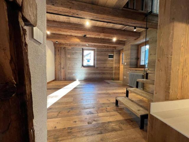 Appartamento in vendita a Courmayeur AO