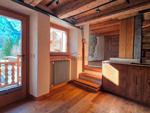 Appartamento in vendita a Courmayeur AO