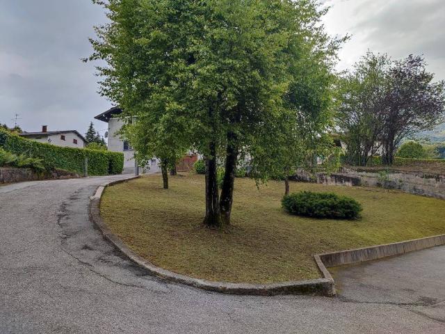 Appartamento in vendita a Cremeno LC