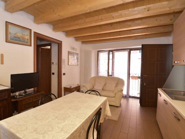 Appartamento in vendita a Cremeno LC