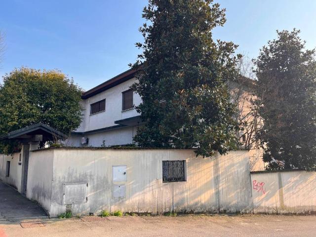 Appartamento in vendita a Cremona CR