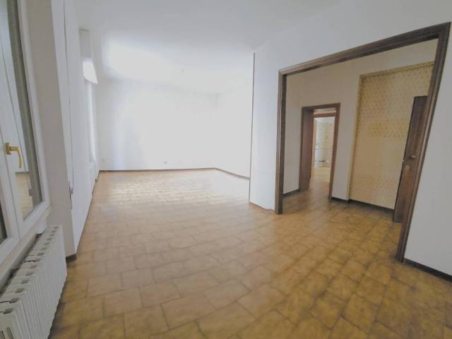 Appartamento in vendita a Cremona CR