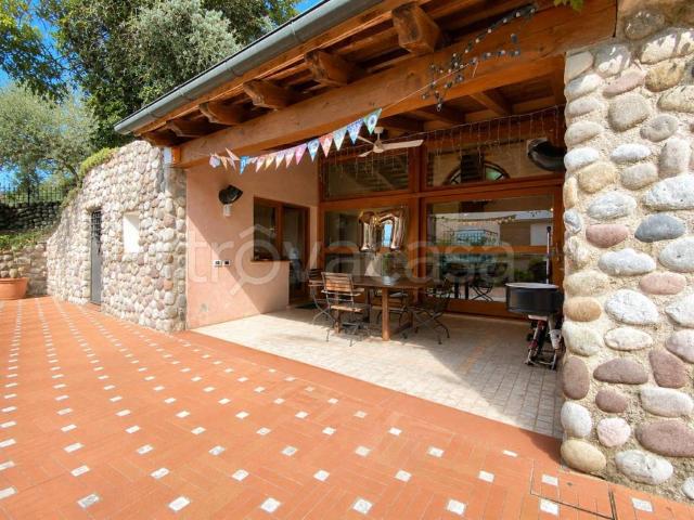 Appartamento in vendita a Creazzo via Pogge