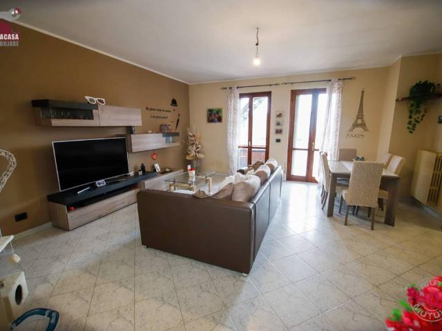 Appartamento in vendita a Crescentino VC