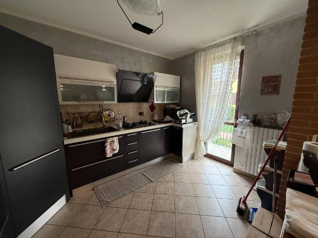 Appartamento in vendita a Crescentino VC