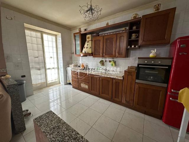 Appartamento in vendita a Crispano NA