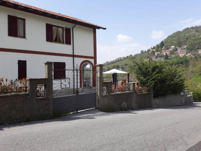 Appartamento in vendita a Crocefieschi GE