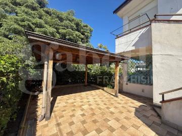 Appartamento in vendita a Cropani viale rapallo, 25