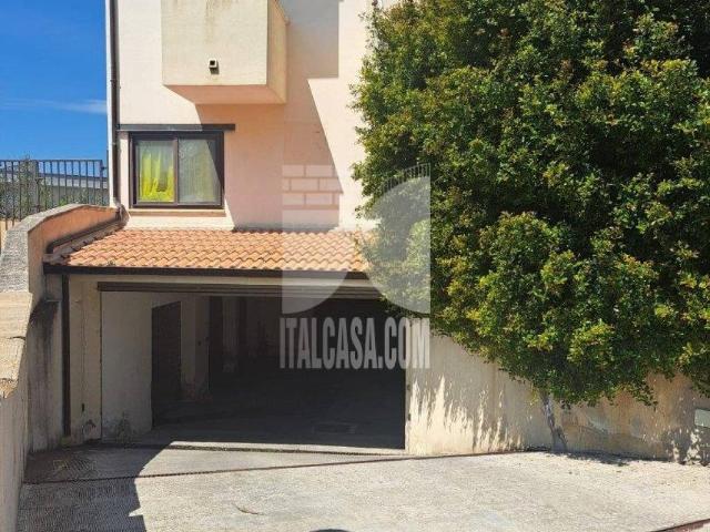 Appartamento in vendita a Crotone KR