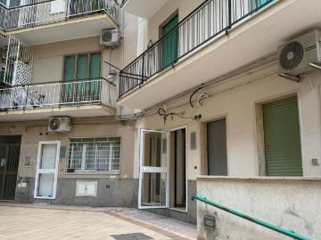 Appartamento in vendita a Crotone KR