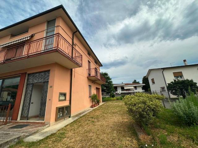 Appartamento in vendita a Dueville VI