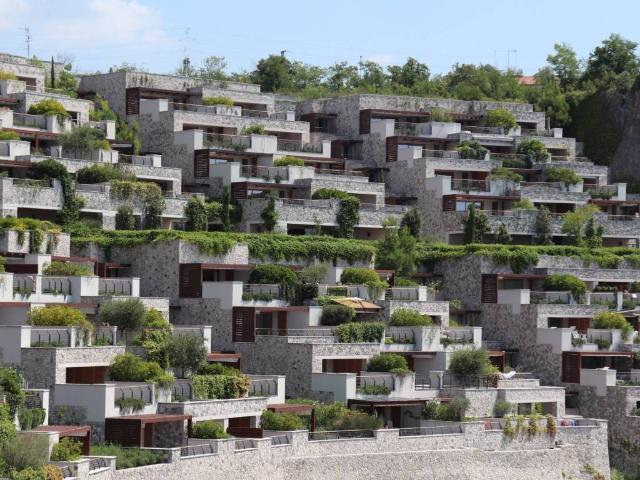 Appartamento in vendita a Duino Aurisina TS
