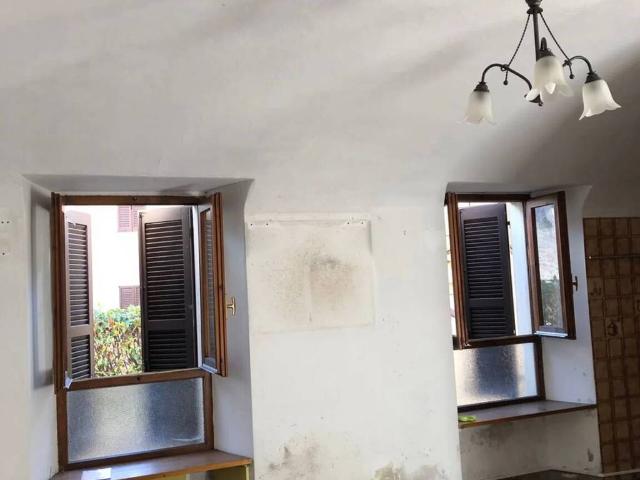 Appartamento in vendita a Dumenza VA