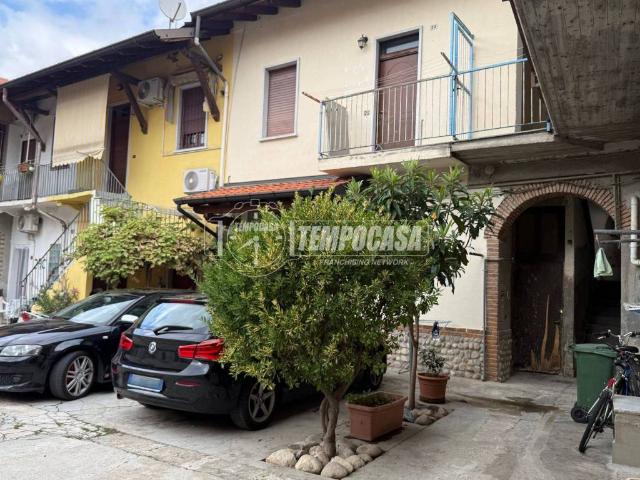 Appartamento in vendita a Dairago MI