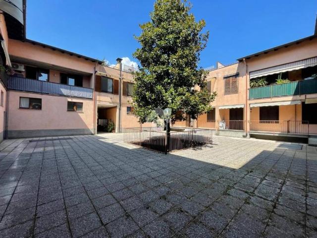 Appartamento in vendita a Dairago MI