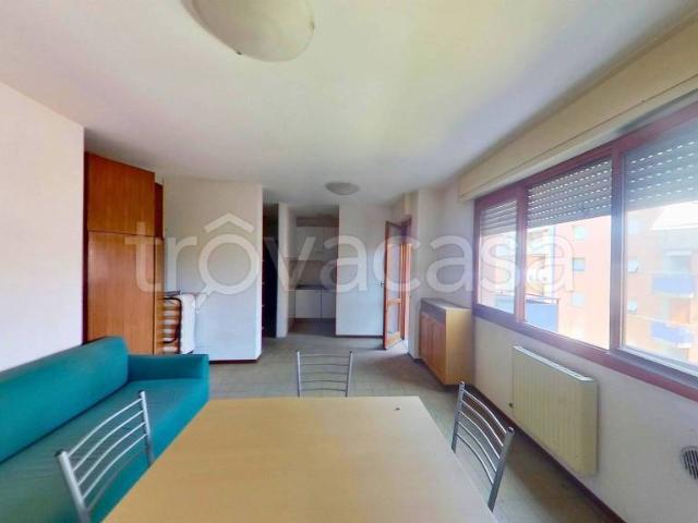 Appartamento in vendita a Dalmine viale Mario Buttaro, 16