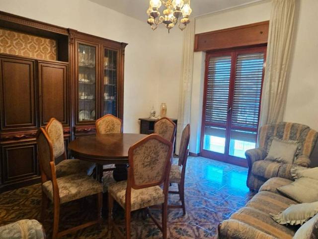 Appartamento in vendita a Davoli CZ
